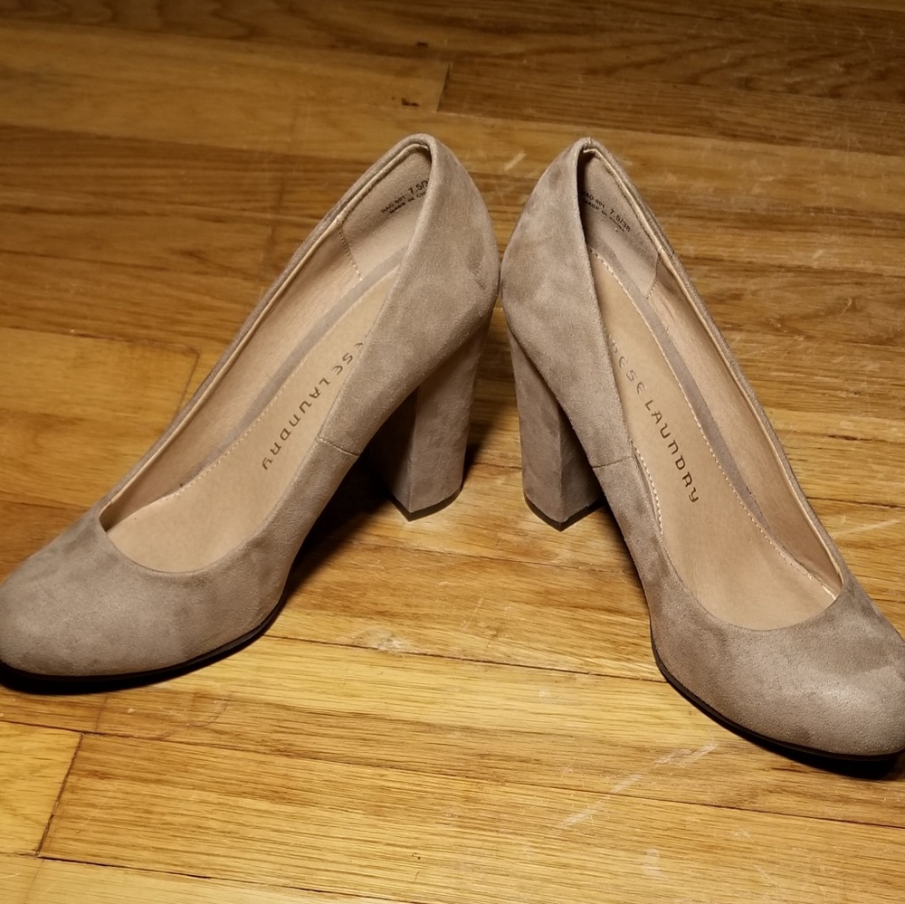 Chinese Laundry Nude Pumps